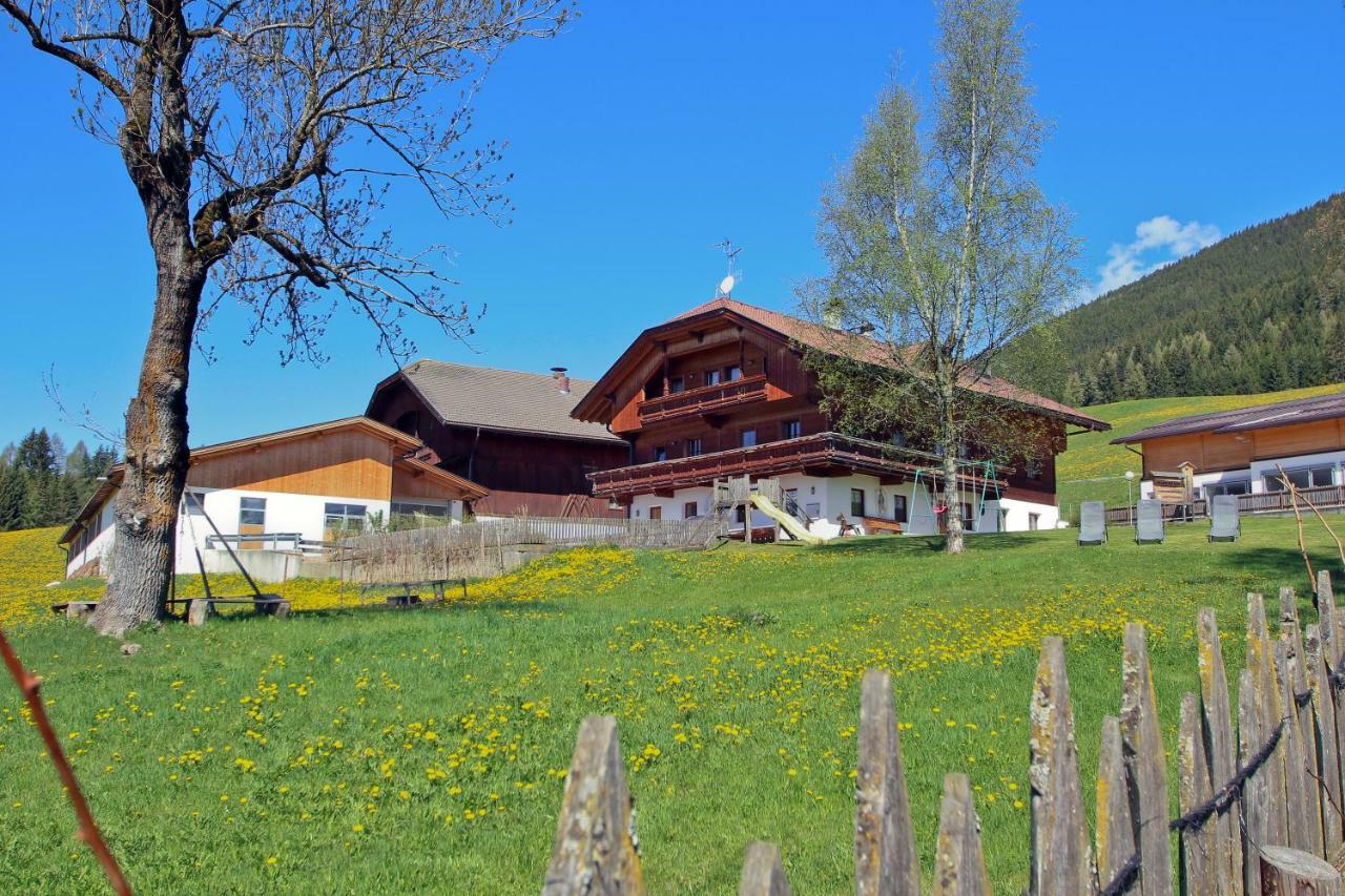 Ferienwohnung Schmözlhof Welsberg-Taisten Exterior foto